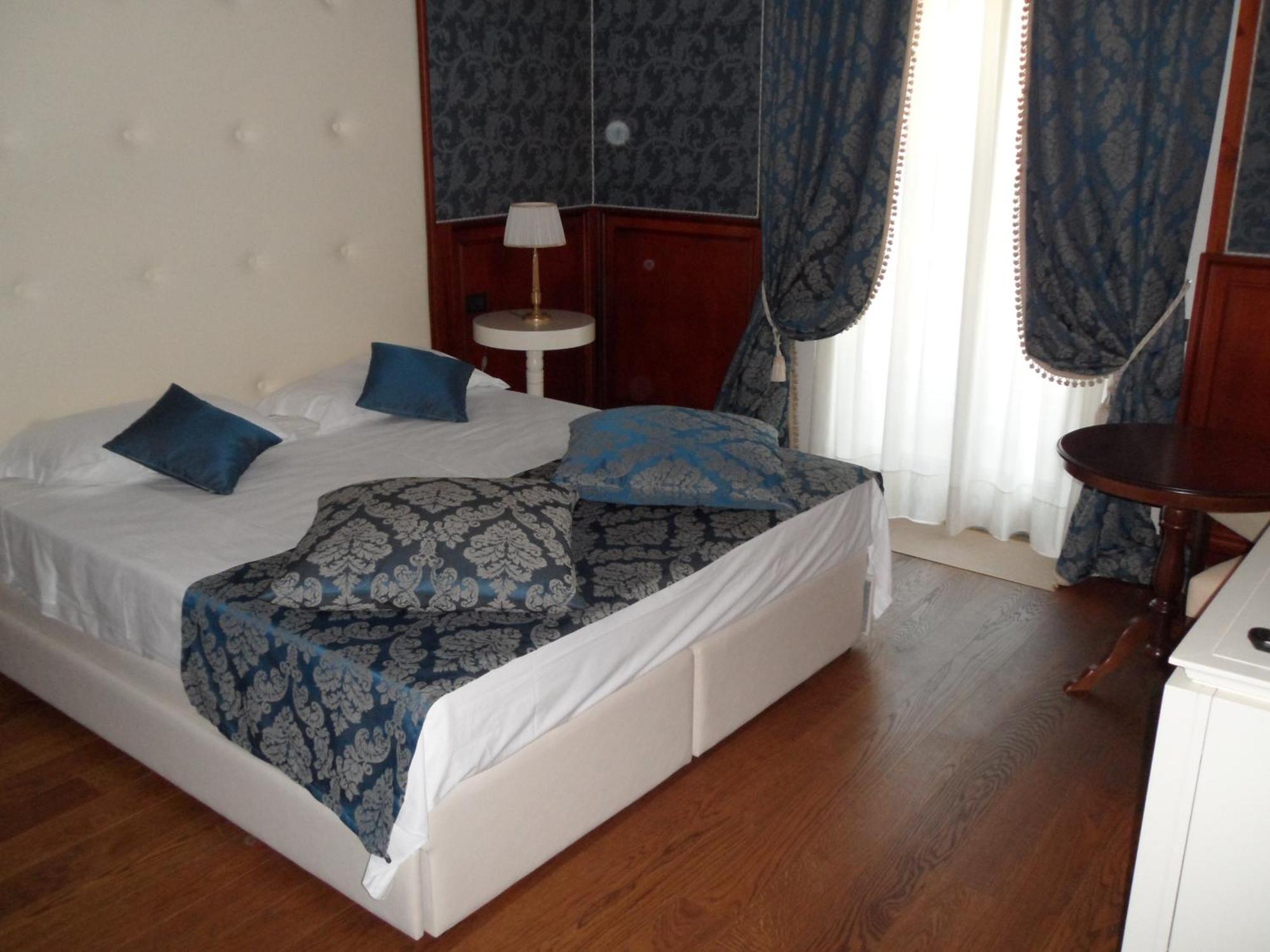 Hotel La Rosa Dei Venti 4*